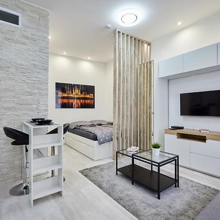 Cozy Little Apartment In Downtown Budapest Luaran gambar
